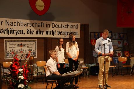 Musikalische Untermahlung mit den Geschwistern Lutsch und Trein.